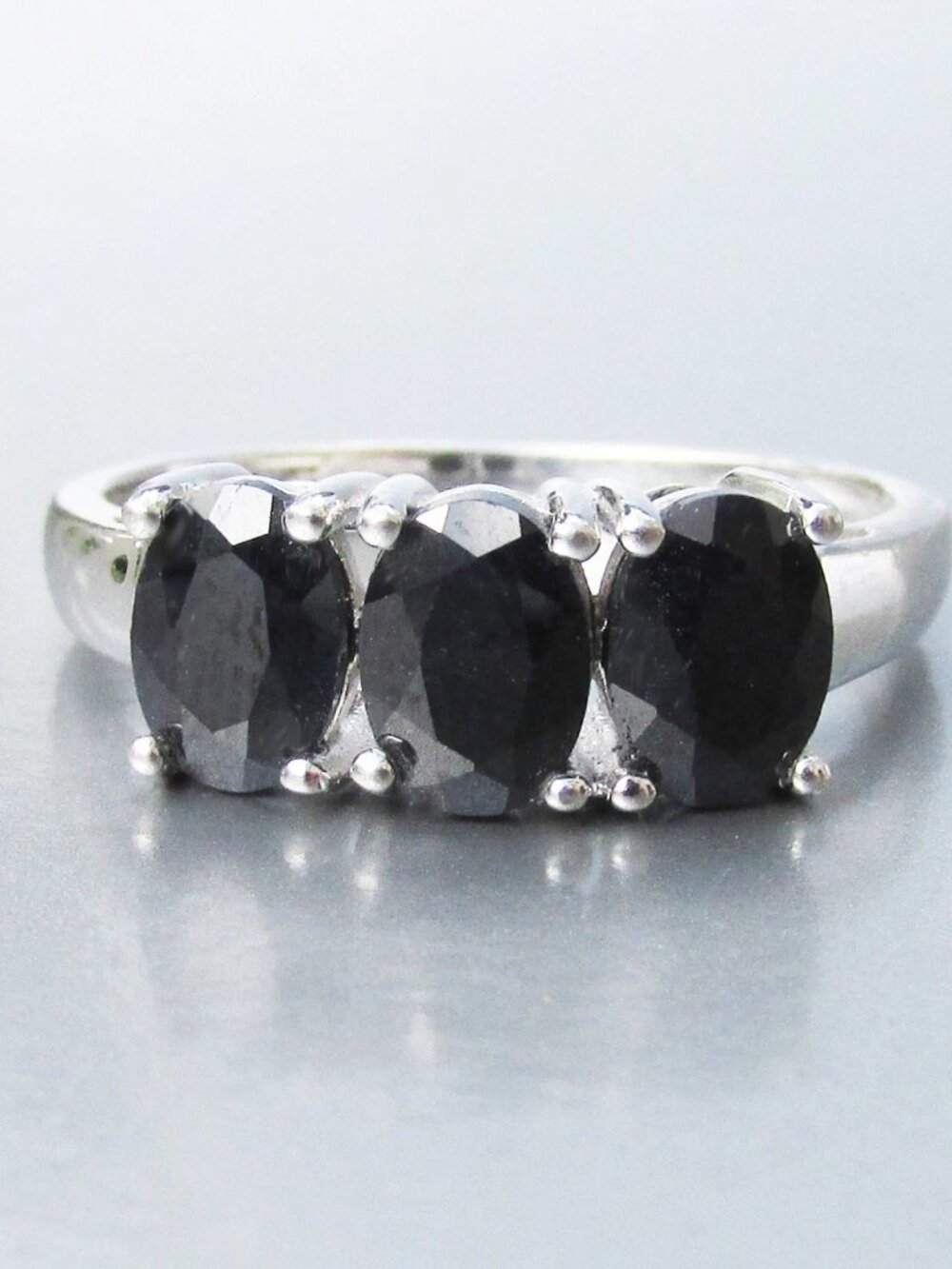 Vintage STS Jewels 3 Dark Purple Black SPINEL Sterling Silver Ring Size 10